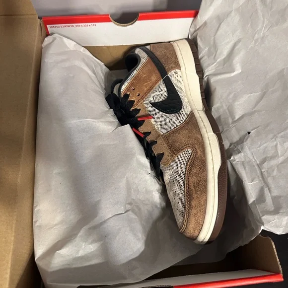 Men’s Nike Dunk Low CO.JP Snakeskin - Picture 2 of 3